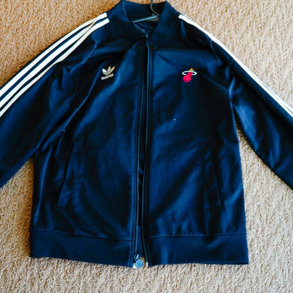 Vintage Men's ADIDAS Miami Heat Black Track Jacket